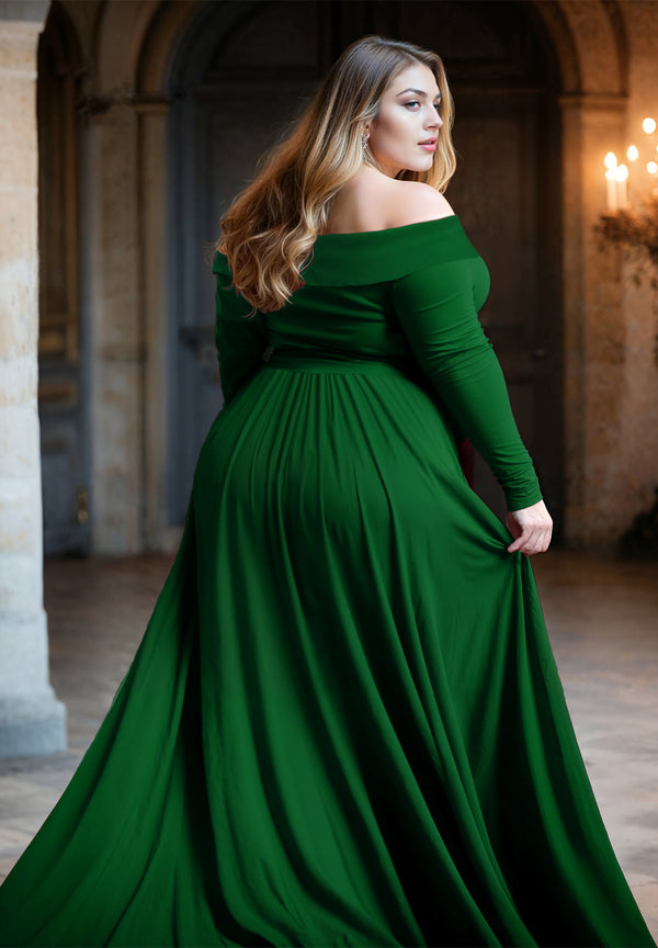 Marie Plus Size Gown In Emerald