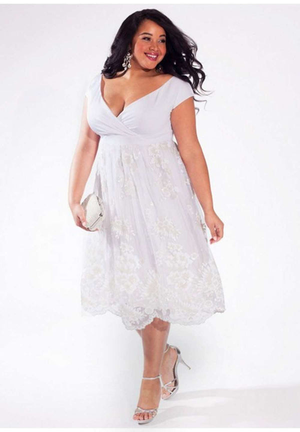 white lace plus size dress Wedding made to measure lace dress