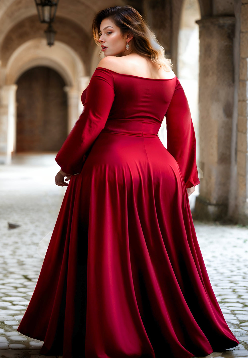 Tomyris Plus Size Evening Dress in Deep Red Tomyris Plus Size Evening Dress in Deep Red
